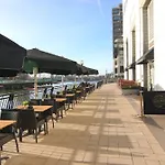 Apartment Wharf - Discovery Dock East