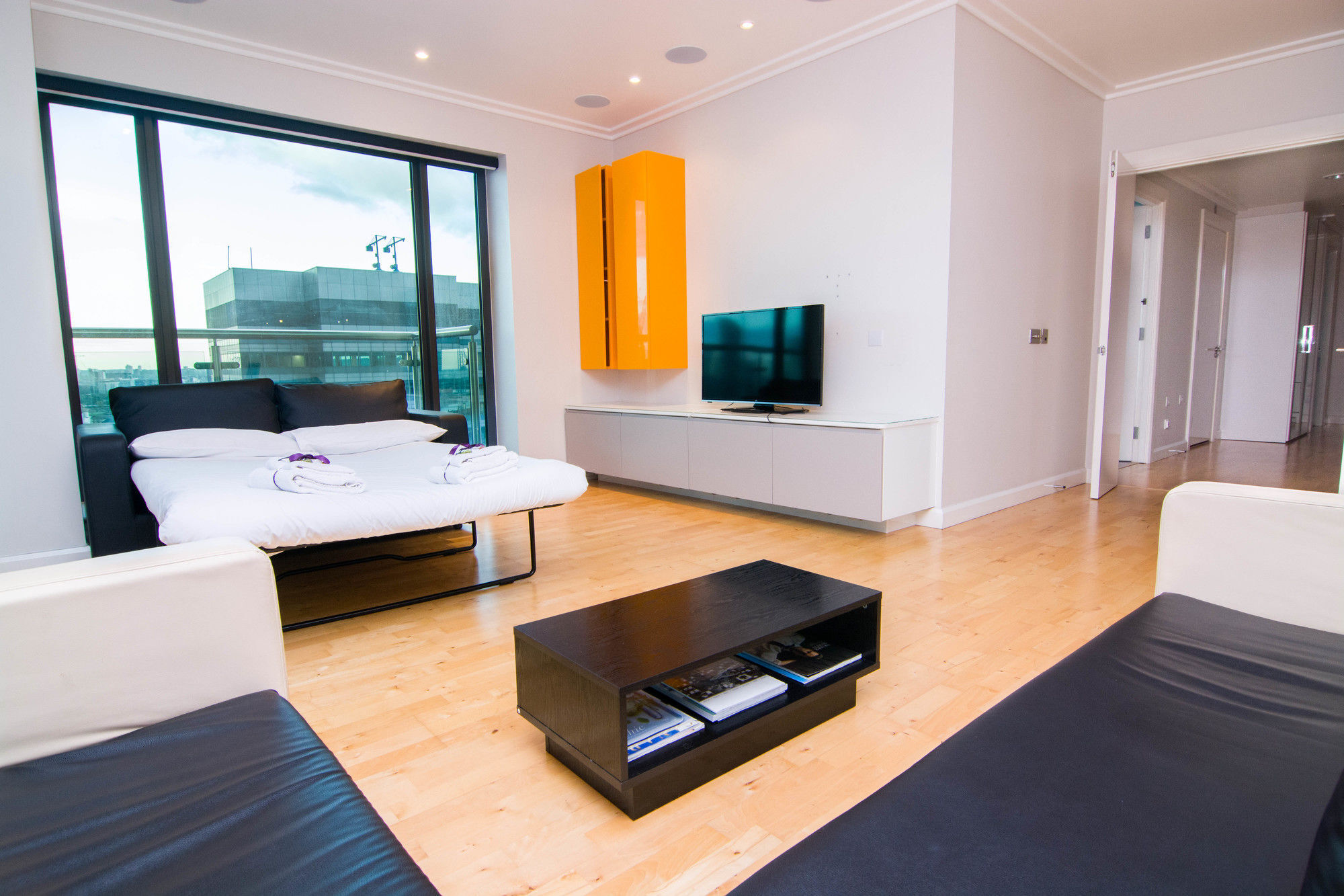 Wharf - Discovery Dock East * Londra